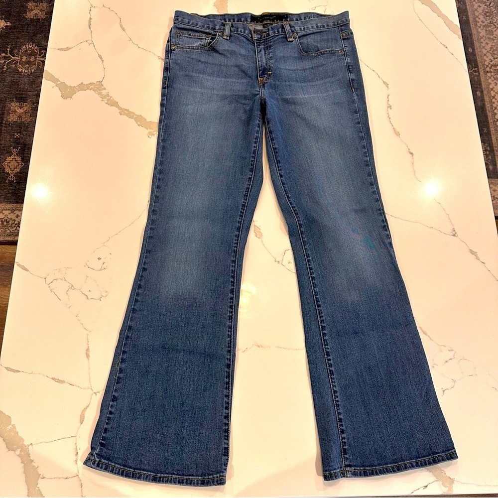 Calvin Klein Womens Flare Blue Jeans Size 12 Mid Rise Denim Medium Wash Stretch